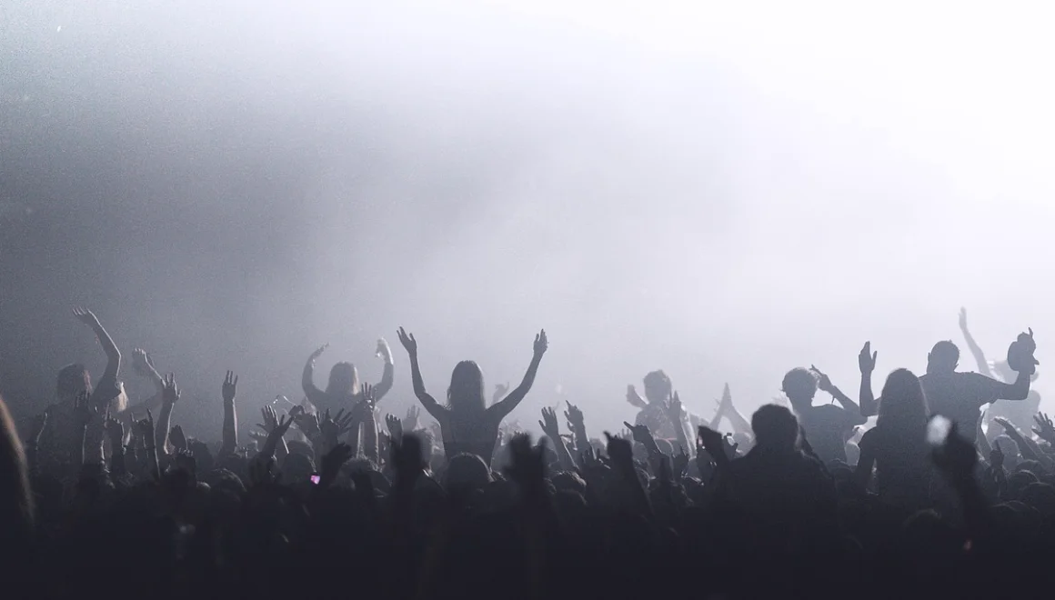 Six Mistakes We See When Filming Concerts and Festivals